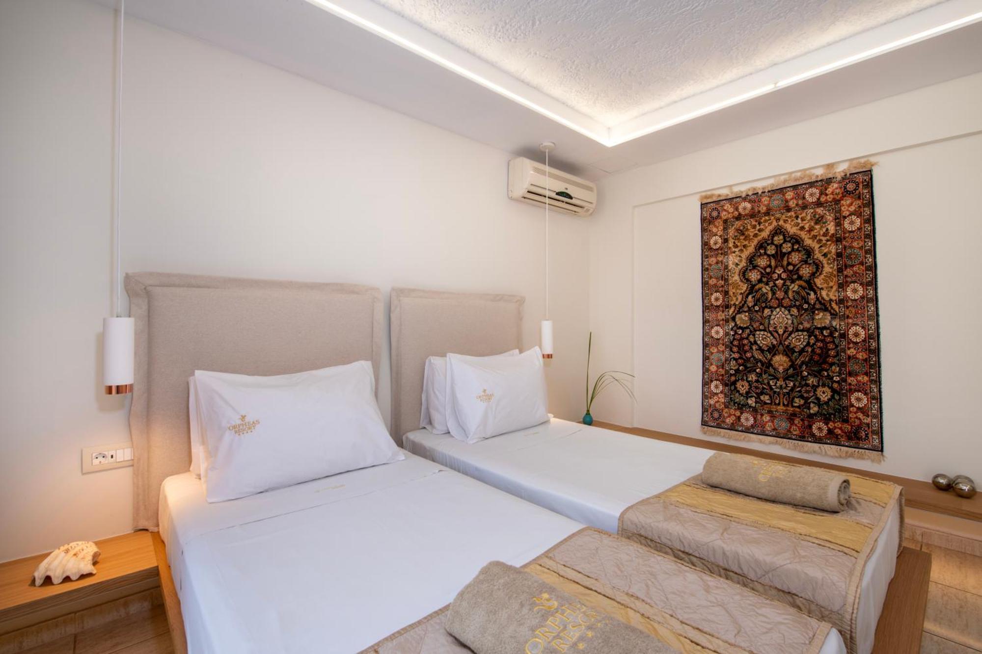 Orpheas Resort Hotel (Adults Only) Paralia Kourna 외부 사진
