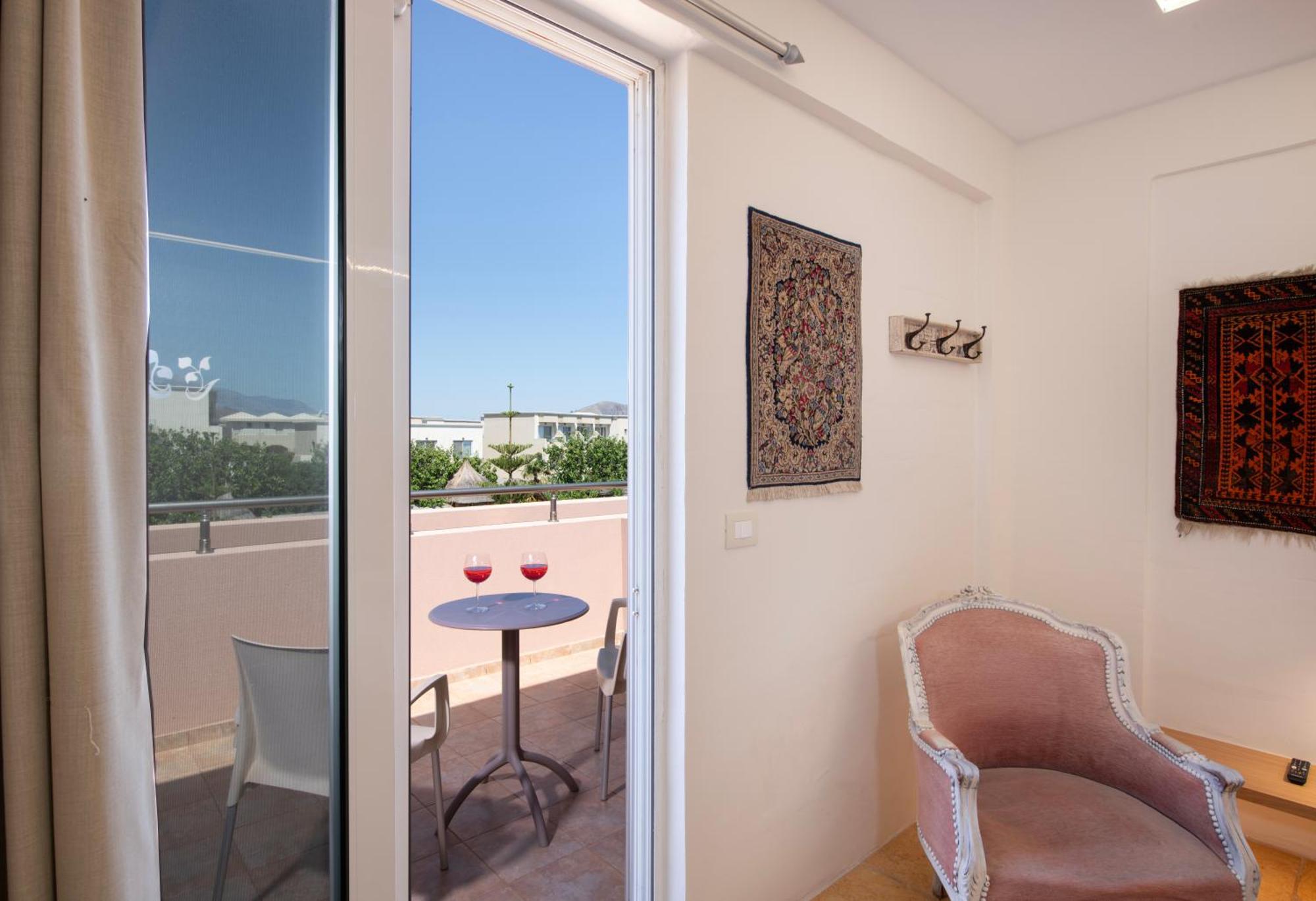 Orpheas Resort Hotel (Adults Only) Paralia Kourna 외부 사진